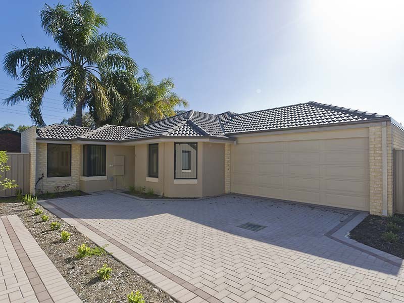 4/7 Stockman Way, Cannington WA 6107