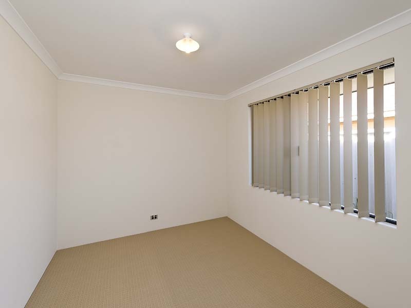 4/7 Stockman Way, Cannington WA 6107