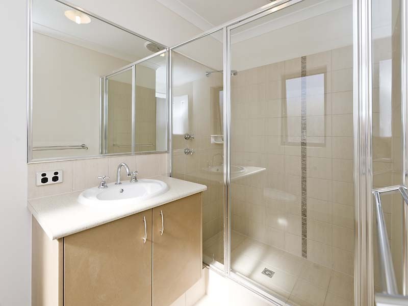 4/7 Stockman Way, Cannington WA 6107