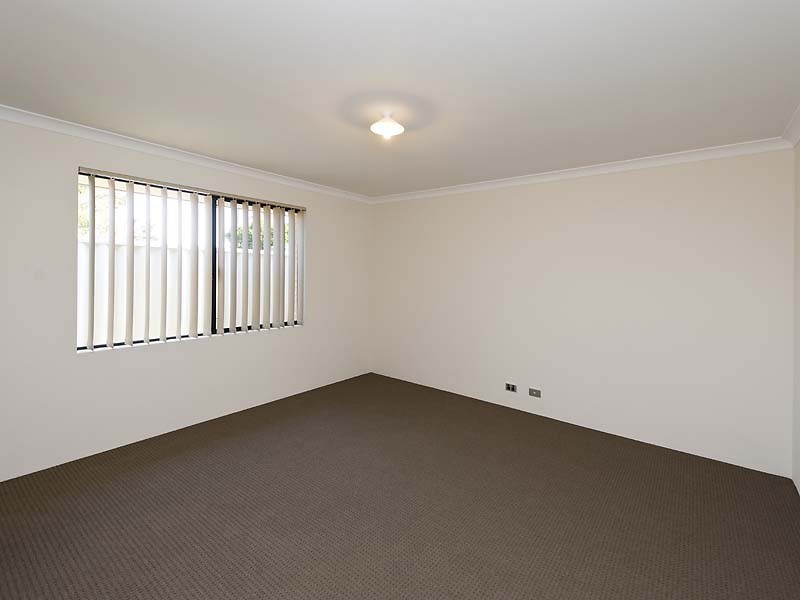 4/7 Stockman Way, Cannington WA 6107