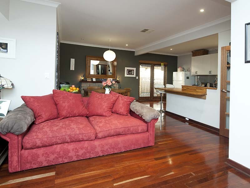 14A Chiswick Street, Riverton WA 6148