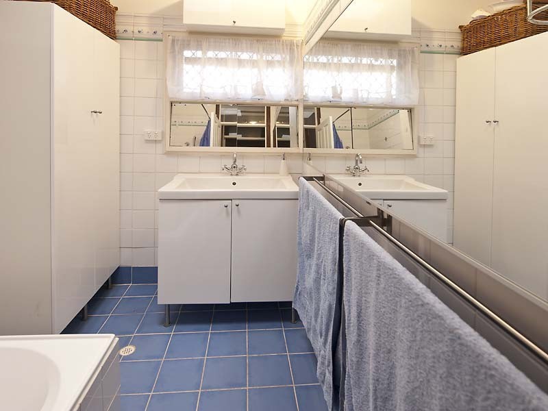 14A Chiswick Street, Riverton WA 6148