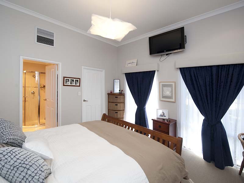 14A Chiswick Street, Riverton WA 6148