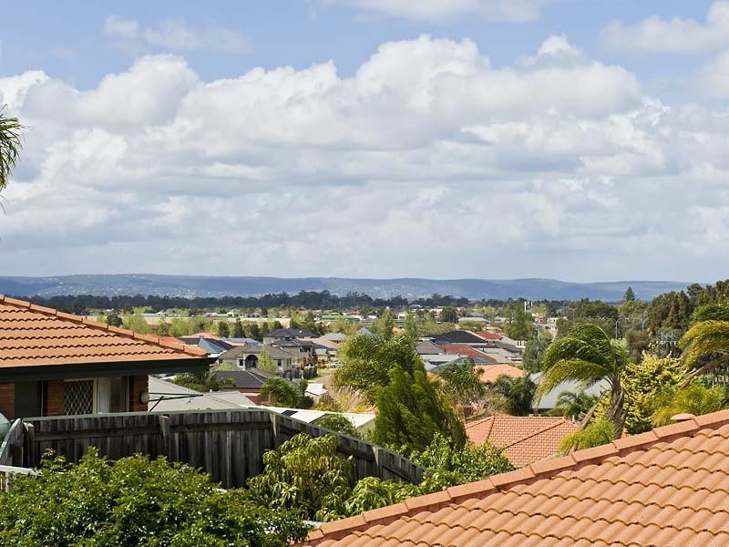 35 Treetop Circle, Canning Vale WA 6155
