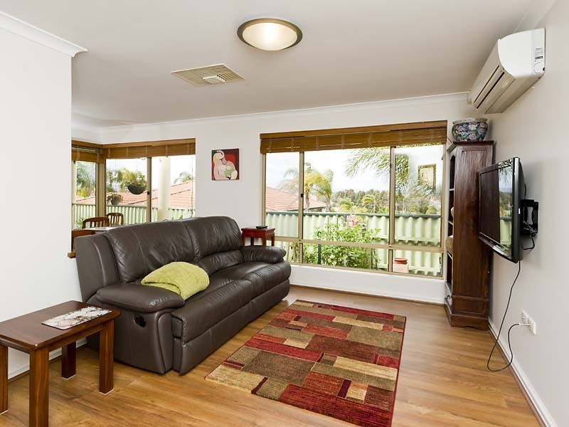 35 Treetop Circle, Canning Vale WA 6155