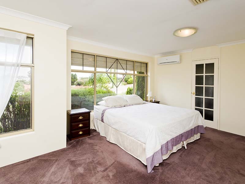 35 Treetop Circle, Canning Vale WA 6155