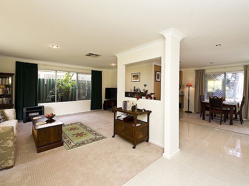 16 Colahan Way, Ferndale WA 6148