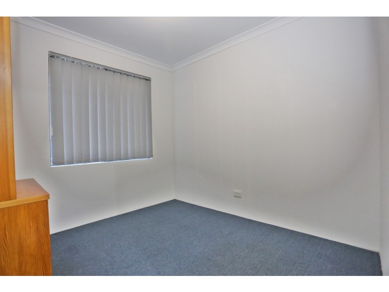 35B Hopkinson Way, Wilson WA 6107