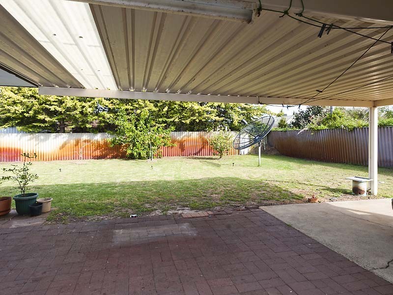 56 Periwinkle Way, Parkwood WA 6147