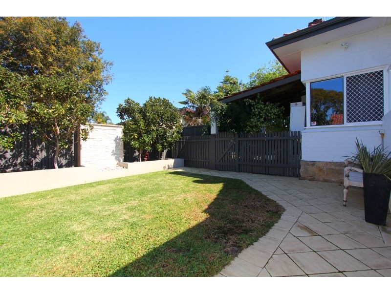 48A Victoria Street, St James WA 6102