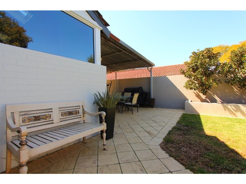 48A Victoria Street, St James WA 6102