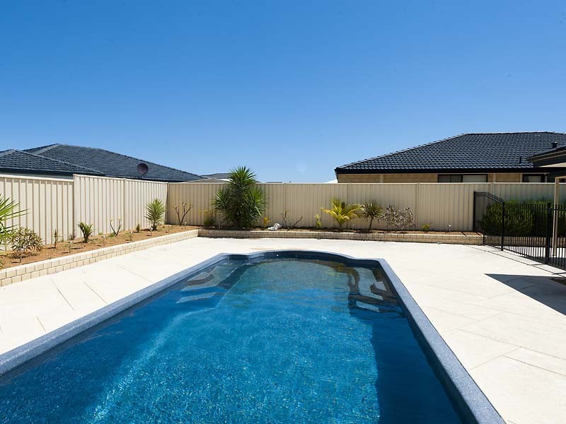 15 Dalyup Road, Southern River WA 6110