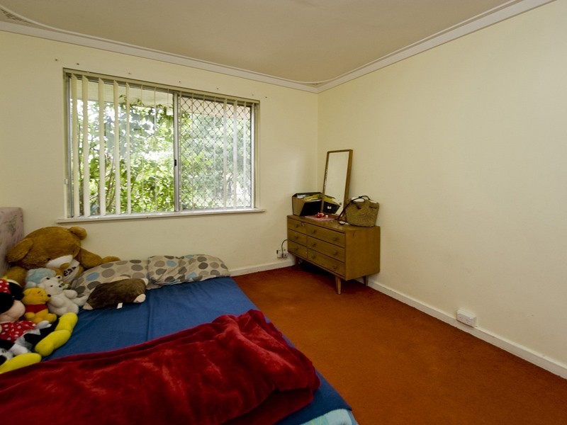 47A OR 47B Weston Street, Maddington WA 6109