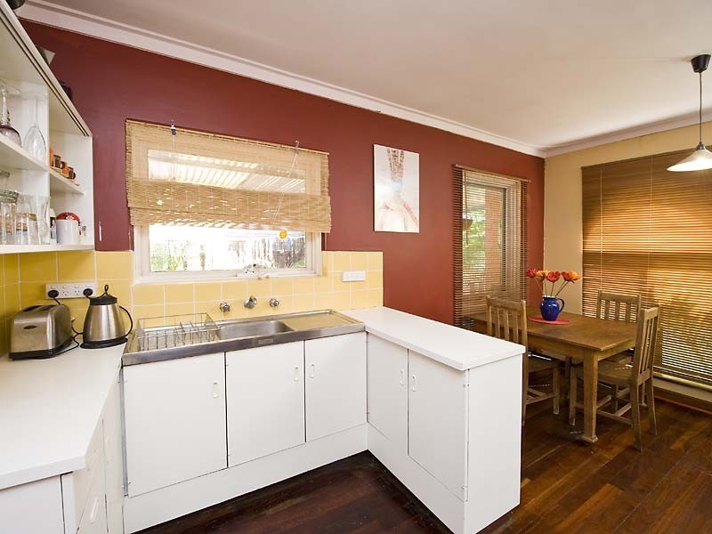 7 Michelle Street, Wilson WA 6107