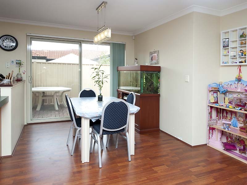 4/63  Palmerston Street, St James WA 6102