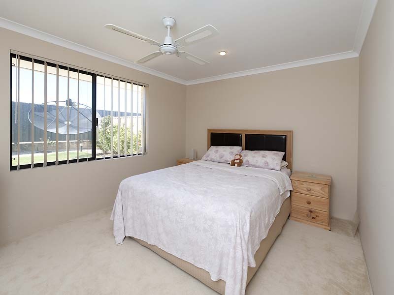 16 Vanderlin Crescent, Ridgewood WA 6030