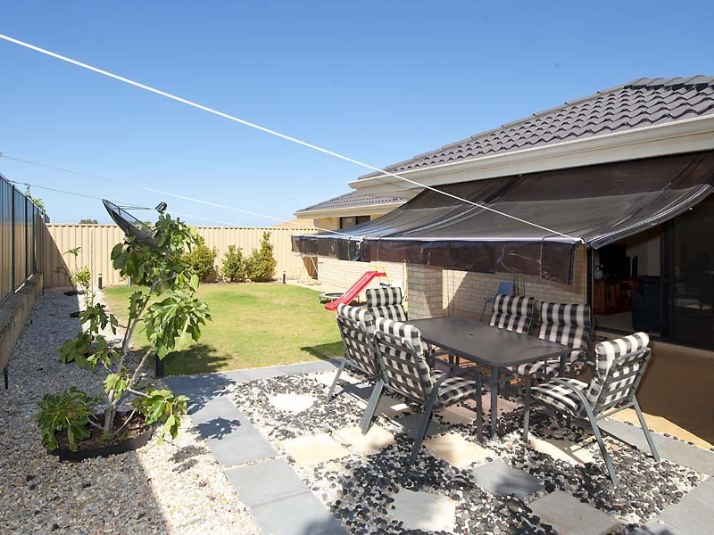 16 Vanderlin Crescent, Ridgewood WA 6030