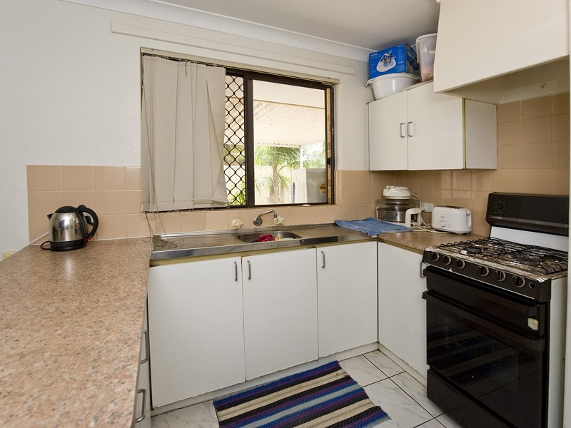 3 Liberton Place, Coodanup WA 6210