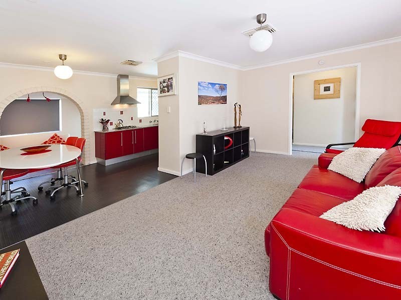 19  Kaduka  Way, Lynwood WA 6147