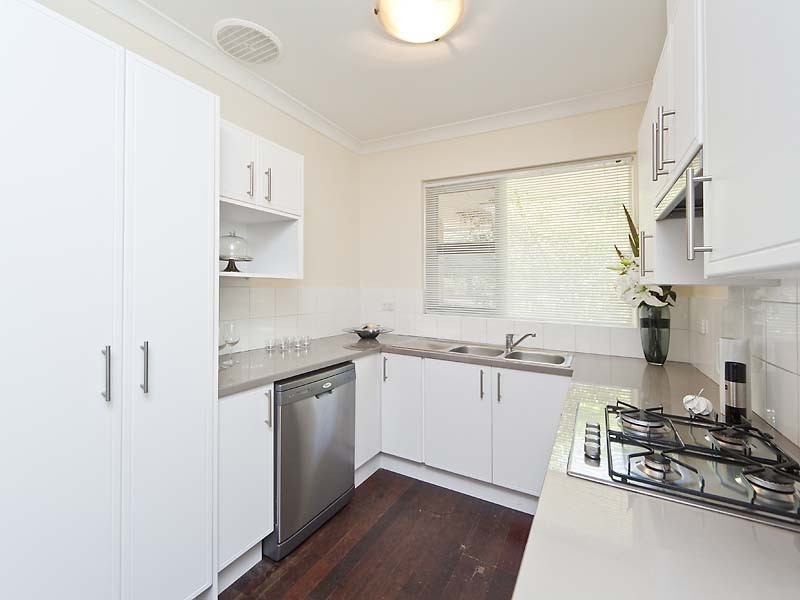 82B Armstrong Road, Wilson WA 6107