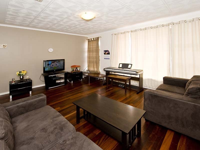 3 Cambus Court, Riverton WA 6148