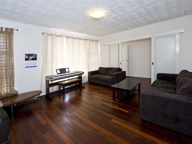 3 Cambus Court, Riverton WA 6148