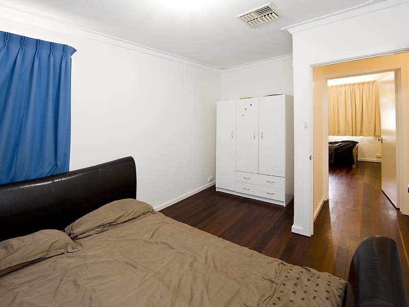 3 Cambus Court, Riverton WA 6148