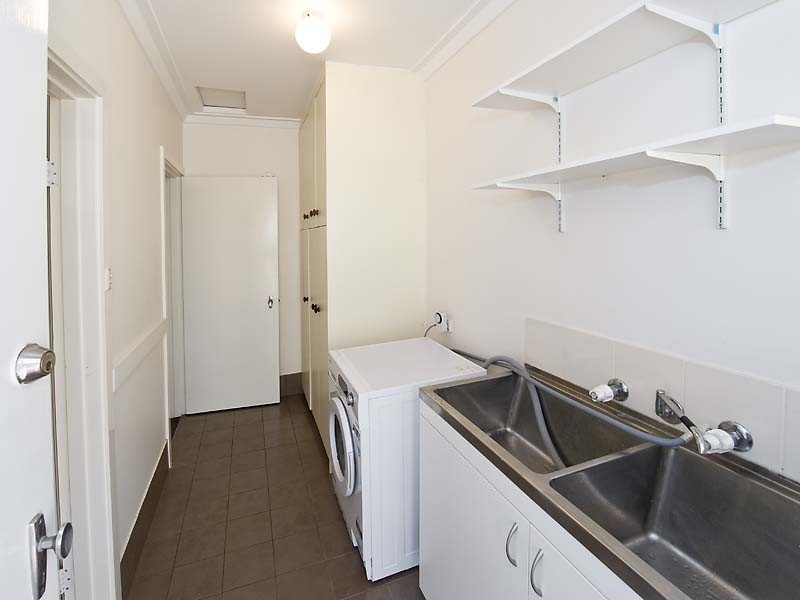 3 Cambus Court, Riverton WA 6148