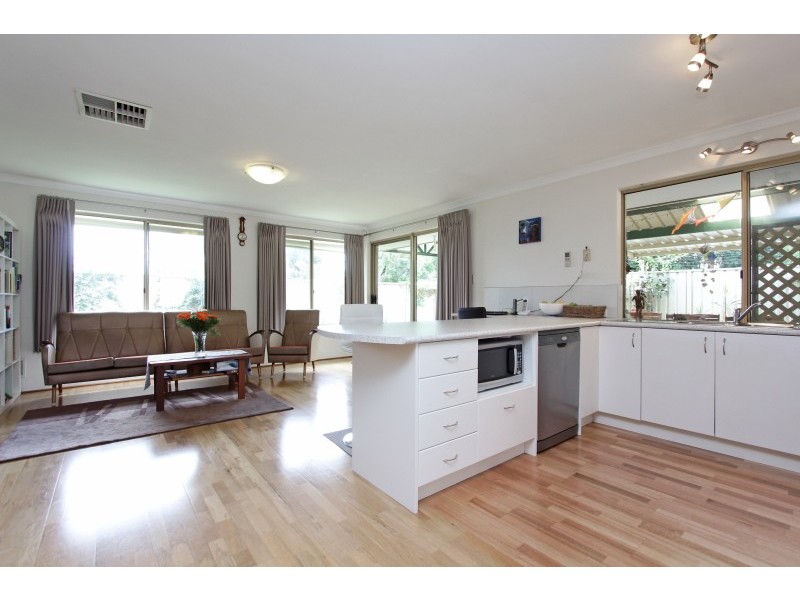 15B Elgon Hill, Willetton WA 6155
