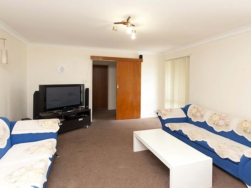35 Alderley Square, Wilson WA 6107