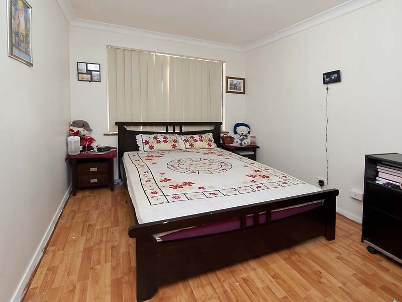 35 Alderley Square, Wilson WA 6107