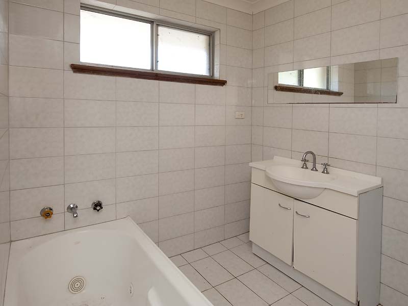 35 Alderley Square, Wilson WA 6107