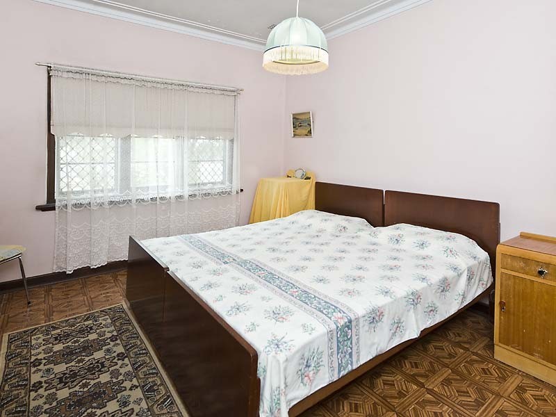 395  Berwick Street, St James WA 6102