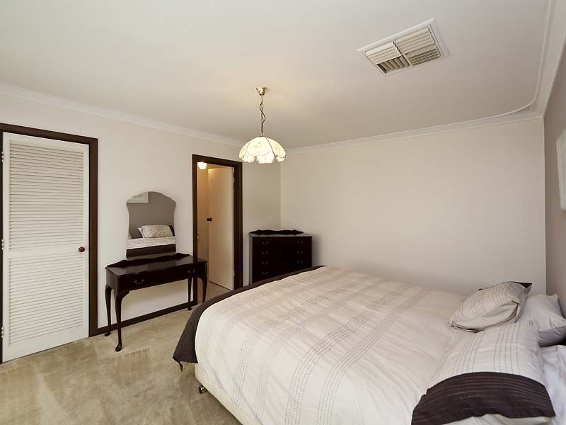 9 Perina Place, Wilson WA 6107