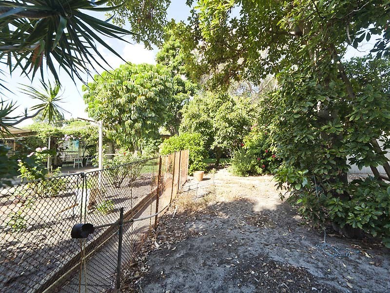 9 Perina Place, Wilson WA 6107