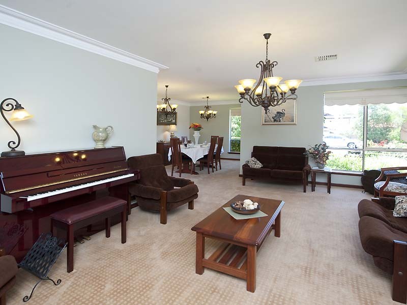 8 OPAL PLACE, Riverton WA 6148