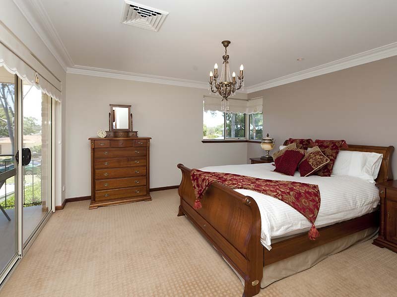 8 OPAL PLACE, Riverton WA 6148