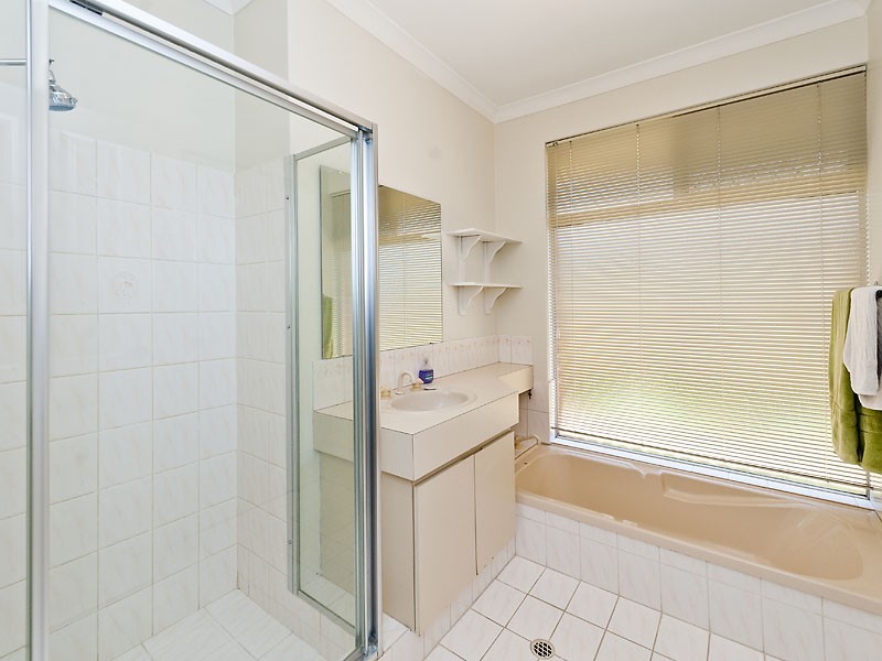 2 PITT STREET, St James WA 6102