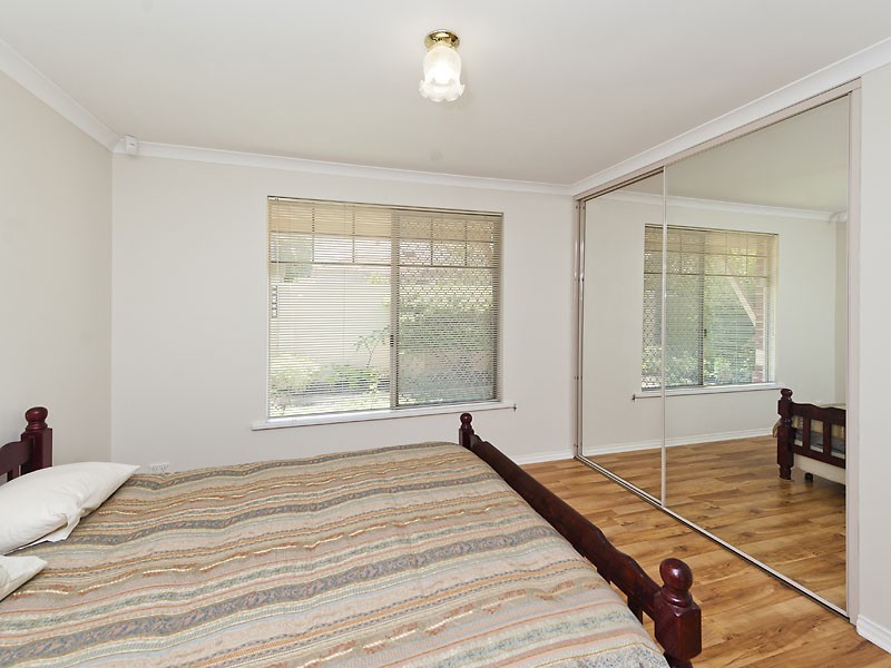 2 PITT STREET, St James WA 6102