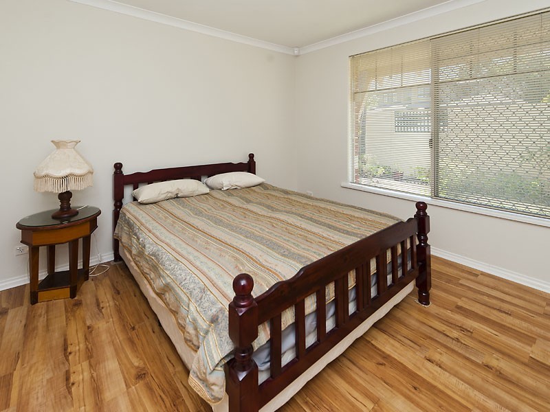 2 PITT STREET, St James WA 6102