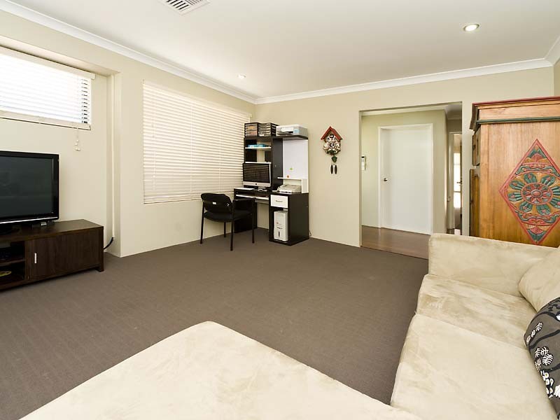 49 Vahland Avenue, Riverton WA 6148