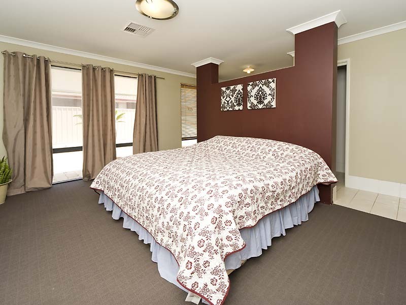 49 Vahland Avenue, Riverton WA 6148