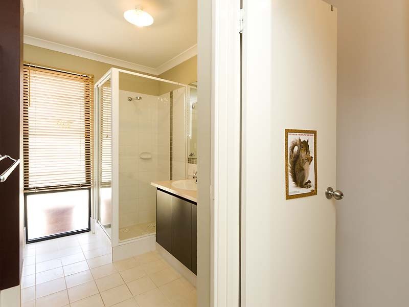 49 Vahland Avenue, Riverton WA 6148