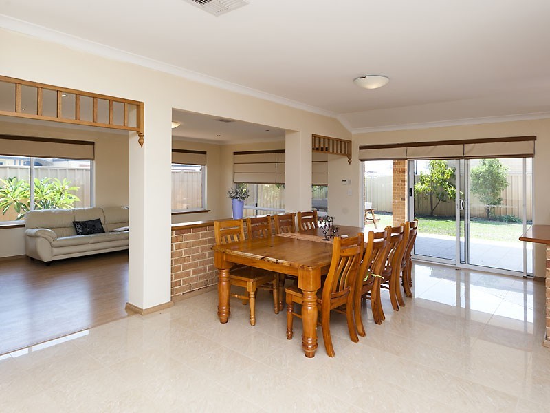 49 Piesley Promenande, Canning Vale WA 6155