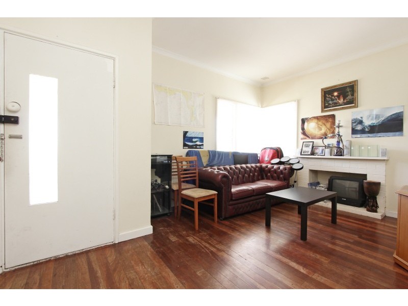 1 Canny Road, St James WA 6102