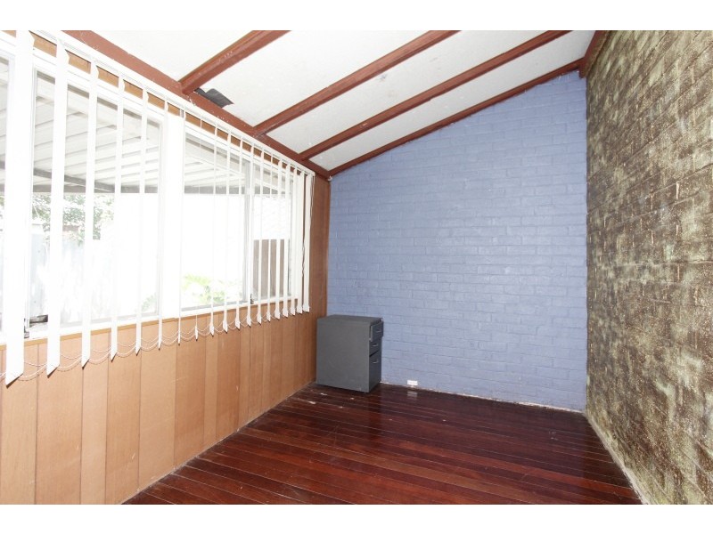 1 Canny Road, St James WA 6102