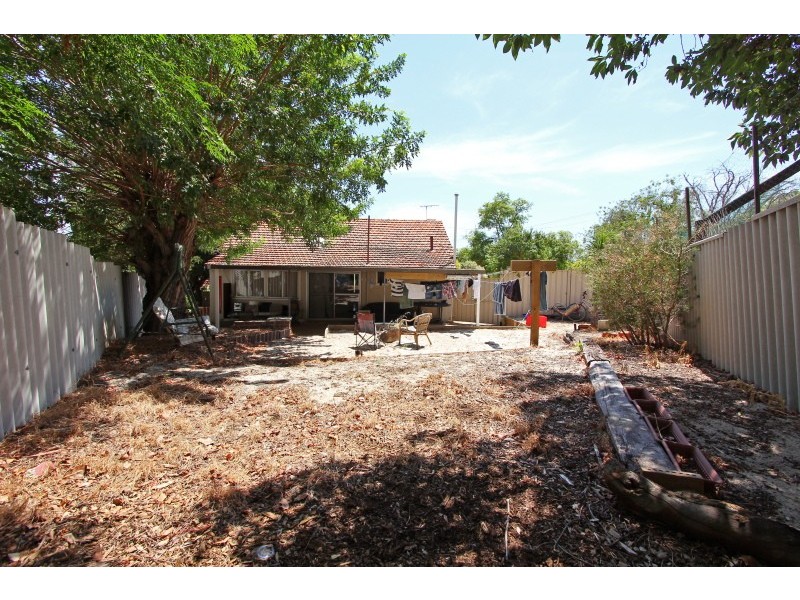 1 Canny Road, St James WA 6102