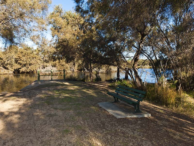 6 Bow Street, Wilson WA 6107