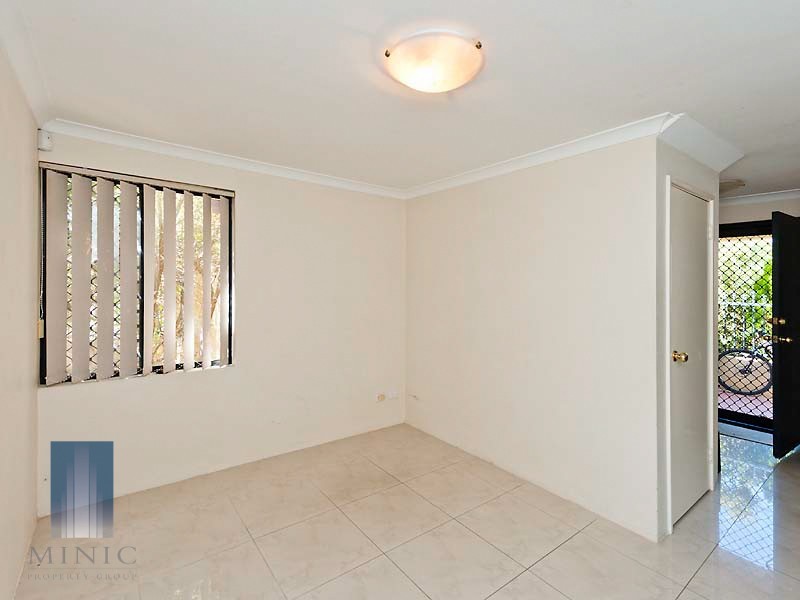 6/11 Lawson Street, Bentley WA 6102