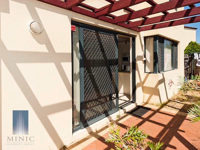 6/11 Lawson Street, Bentley WA 6102